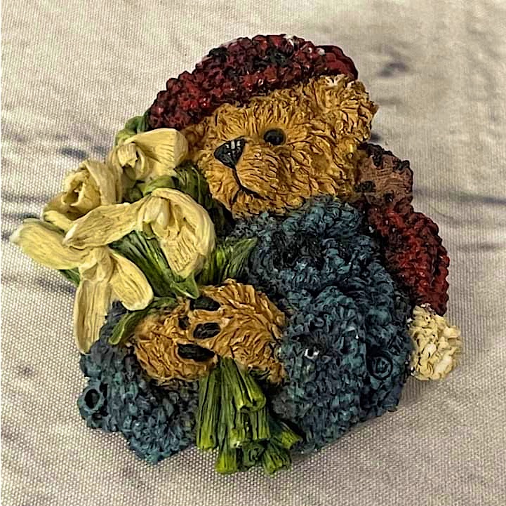 Vintage Bearwear Boyds Bears Friends Grandma Teddy Bear With Irises Brooch 10$